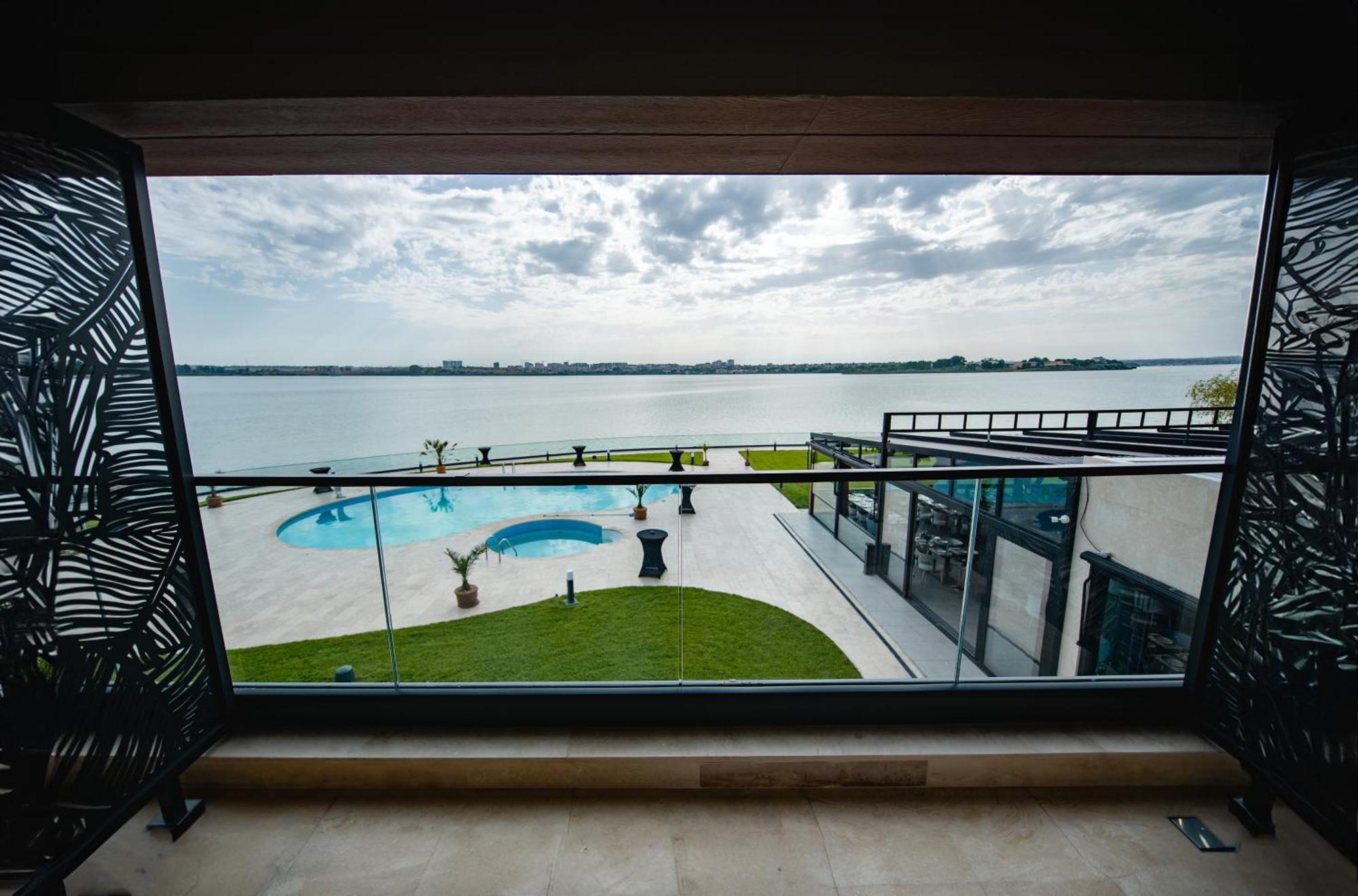 Belinda Hotel Mamaia Adults Only Exteriör bild
