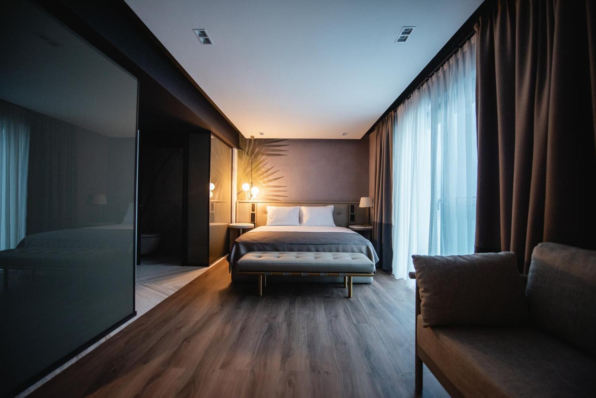 Belinda Hotel Mamaia Adults Only Exteriör bild