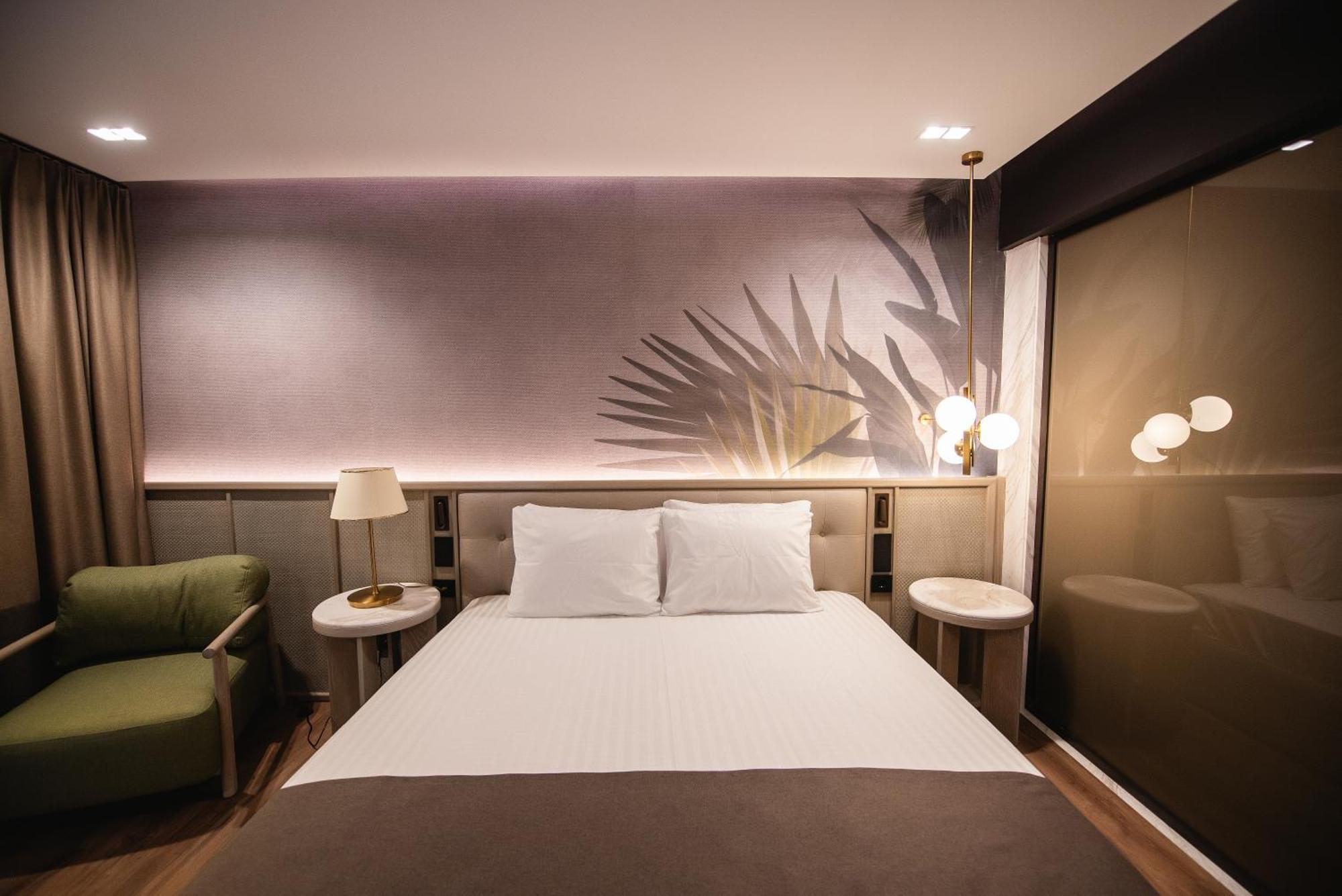 Belinda Hotel Mamaia Adults Only Exteriör bild